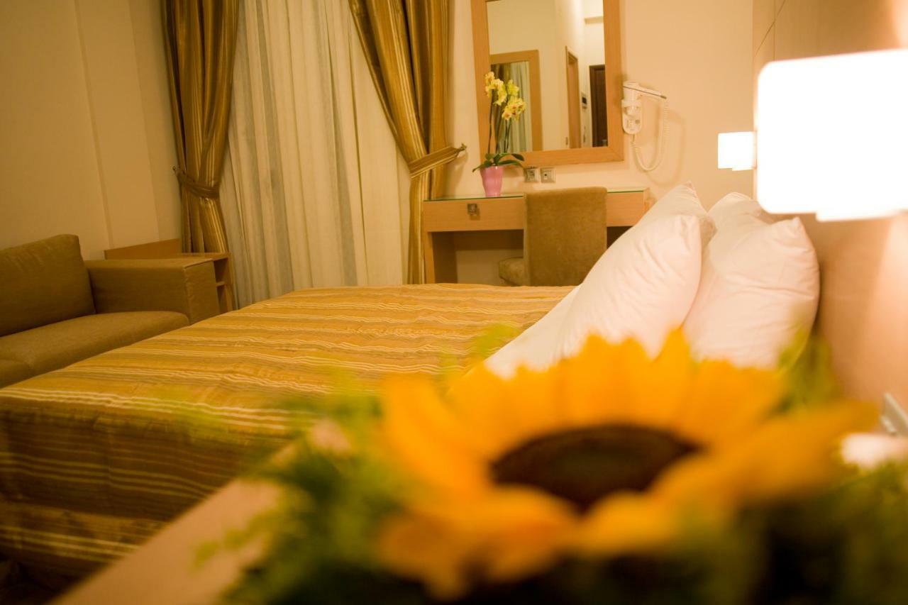Hotel Onira Boutique Tolón Zewnętrze zdjęcie